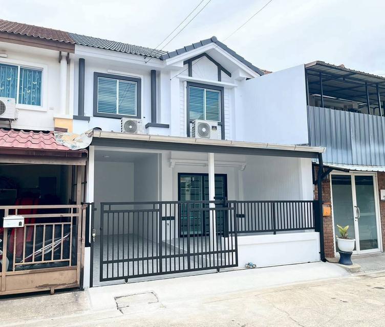 หมู่บ้านพฤกษาวิลล์ 15 (รัตนาธิเบศร์) ซอยวัดไผ่เหลือง ใกล้รถไฟฟ้าสถานีแยกบางพลูทาวน์เฮาส์ 2 ชั้น ตกแต่งใหม่พร้อมอยู่ 20