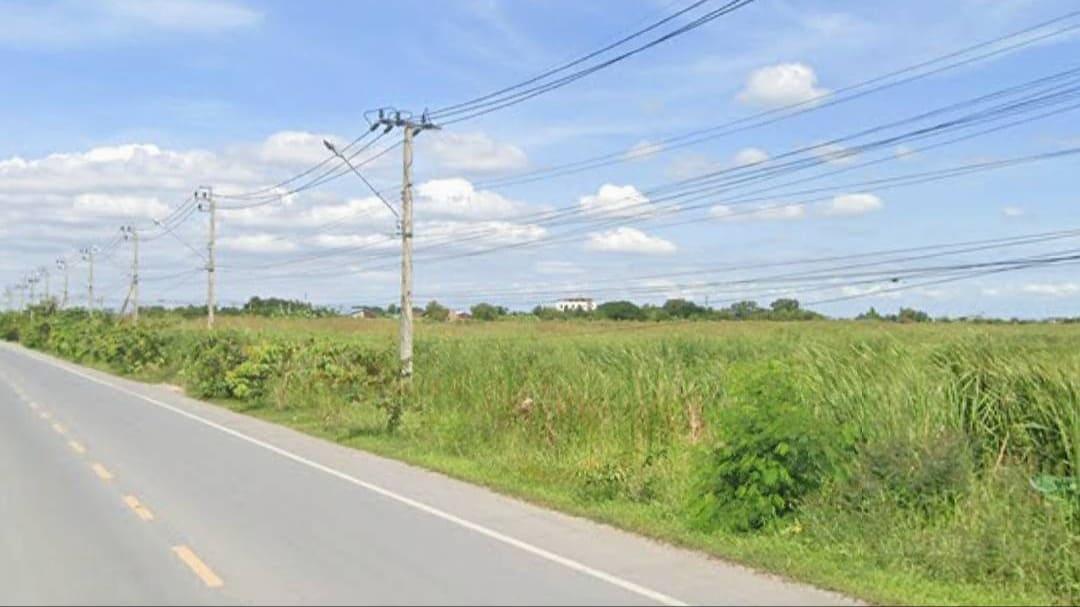 ขายที่ดินเปล่า 122 ไร่ คู่ขนานมอเตอร์เวย์ ติดถนนคุ้มเกล้า ใกล้สนามบินสุวรรณภูมิ แขวงลำปลาทิว เขตลาดกระบัง กรุงเทพๆ 3