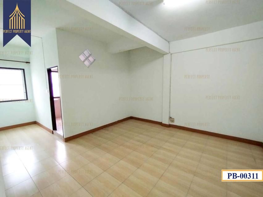 ขายอาคารพาณิชย์ 2 คูหา 3.5 ชั้น พื้นที่ใช้สอยเยอะ เหมาะสำหรับอยู่อาศัย โกดังเก็บของ ใกล้รถไฟฟ้า เดินทางสะดวก 14