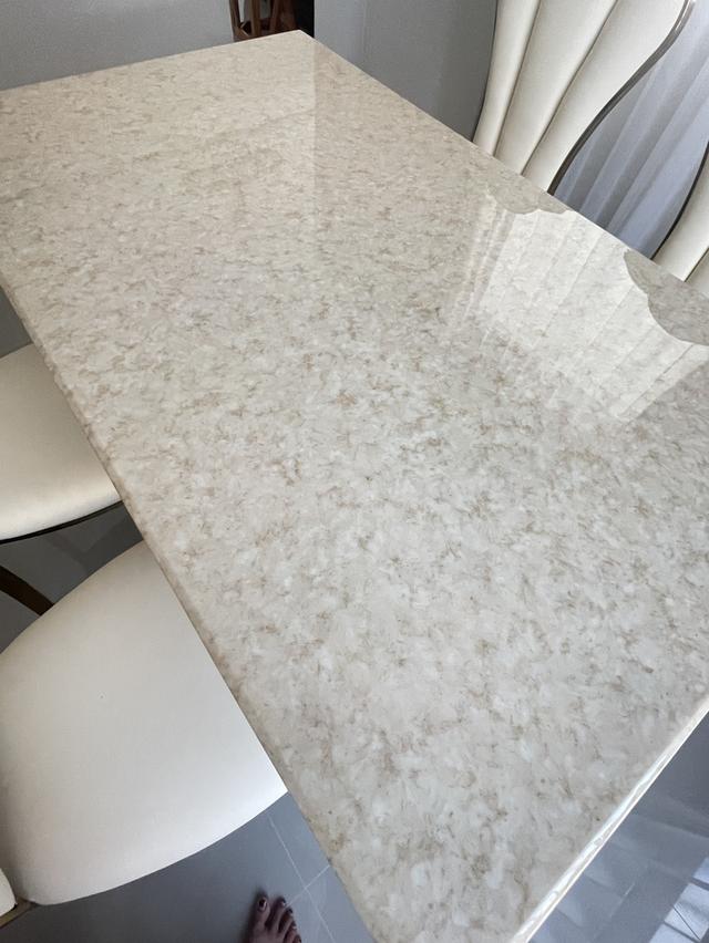 โต๊ะทานข้าว4ที่นั่ง 4