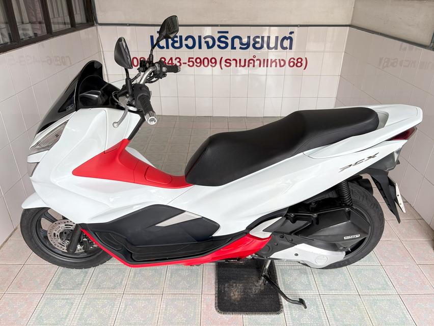 PCX150 รถมือเดียว สมุดคู่มือครบ เจ้าของดูแลดี สภาพใสกริ๊บ ชุดสีสวย เครื่องเดิม เอกสารครบ ลองขับได้ วิ่ง10000 กลางปี62 4