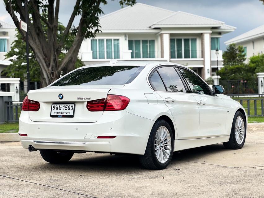 รหัสรถ AVA1593 🌡️ BMW 320d Luxury รุ่น Top ปี 2015 รหัส F30 ดีเซล 3