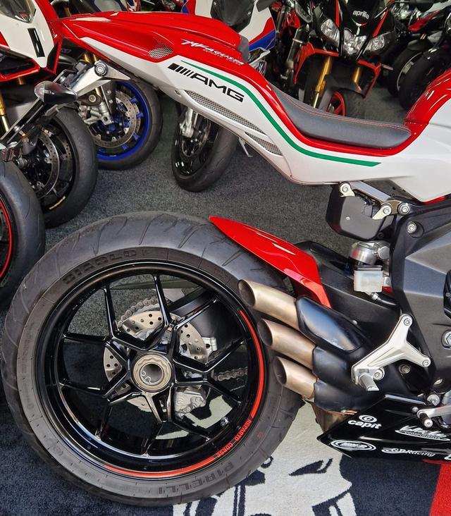 ขายรถแต่งสวย MV Agusta 800 4