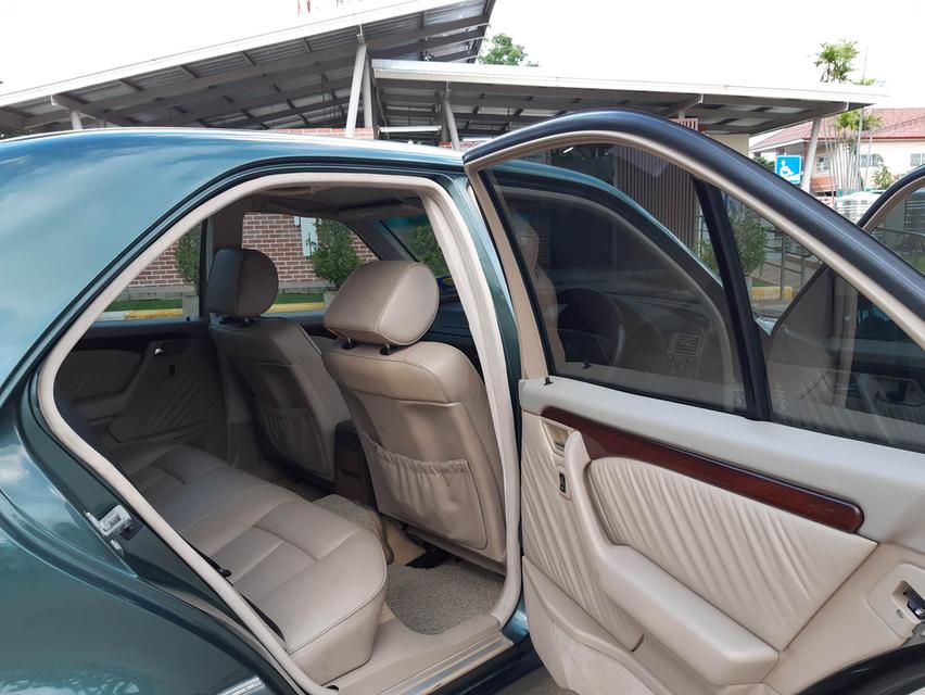 Benz W202 C220 ปี 97 Elegance 17