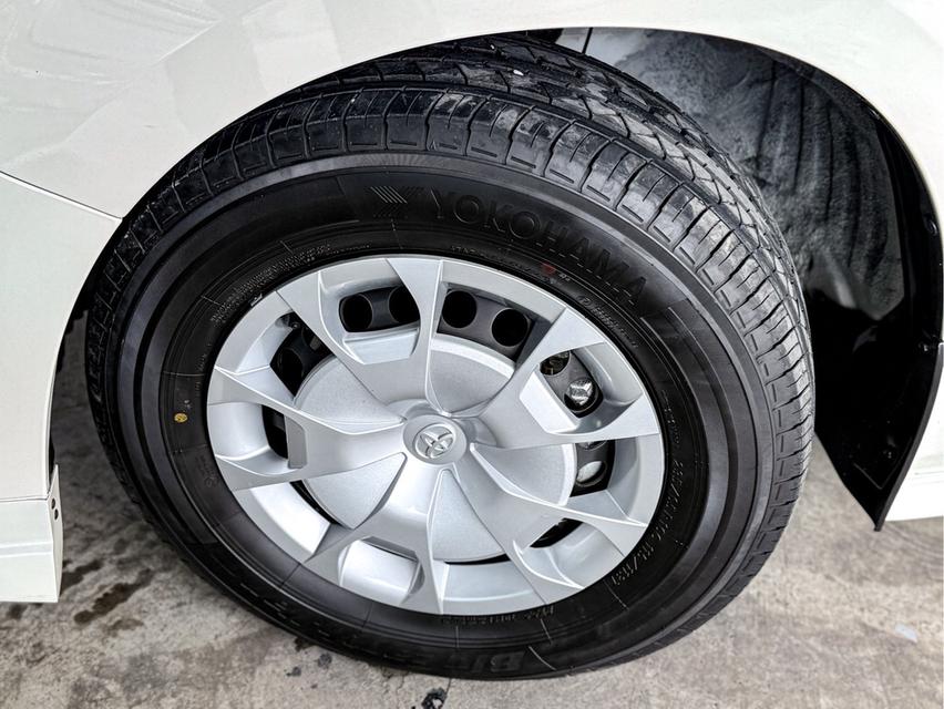 รหัสรถ WRT1800 2024 TOYOTA COMMUTER, 2.8  16