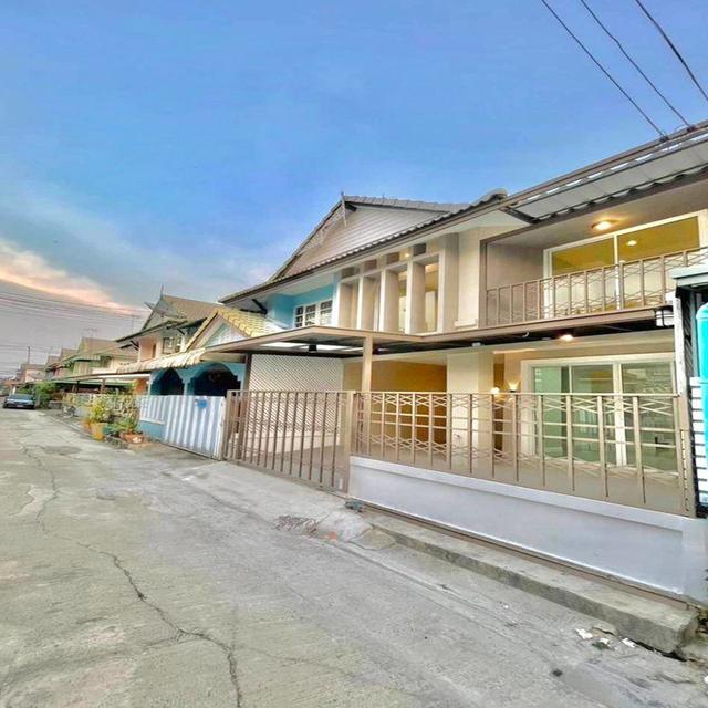 ขายทาวน์เฮ้าส์ เนื้อที่ 18 ตร.ว หมู่บ้านพฤกษา14บี ซ.วัดลาดปลาดุก  ปรับปรุงใหม่ สวยพร้อมอยู่ 16