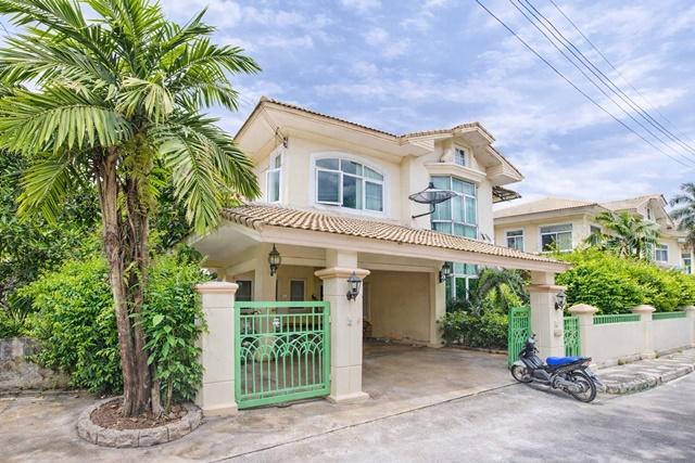 ภัสสร ลด25% 4นอน ดรีมเวิลด์ 4 กม. รังสิต คลองสาม ฟิวเจอร์พาร์ค รังสิต 3 กม. บ้านเดี่ยวหรู ฟังก์ชันครบ85ตรว. 285ตรม. 5น้ำ 1