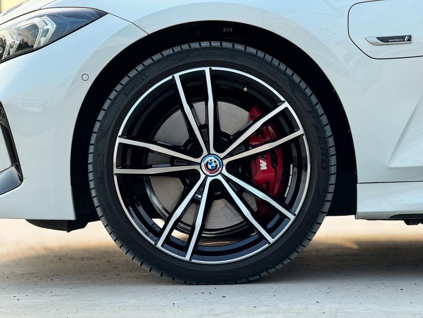 รหัสรถ MCA2889 BMW 330e M Sport LCI 2023 7
