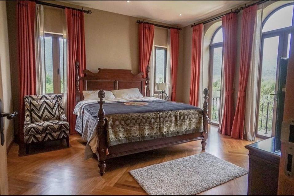 บ้านพร้อมอยู่ในทอสคาน่า ระดับพรีเมียม 2ไร่ ตกแต่งหรู มองเห็นวิวเขาใหญ่ สนามกอล์ฟ 5