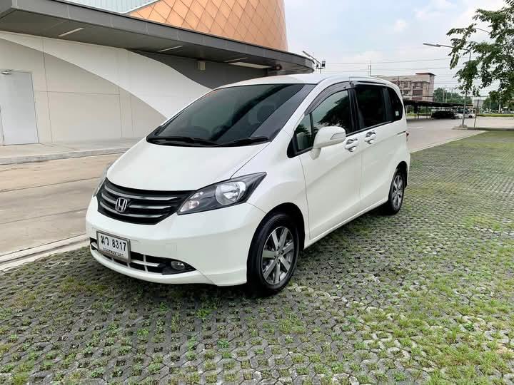 Honda Freed สภาพดีมาก