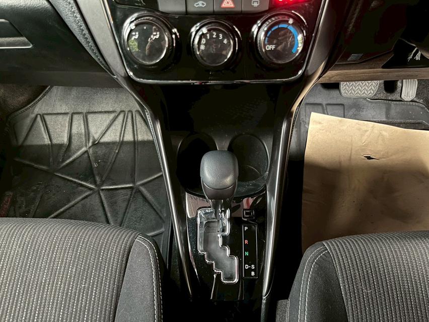 Toyota Yaris 1.2 Sport CVT ปี 2024 วิ่งน้อย 4,9xx กม. 4