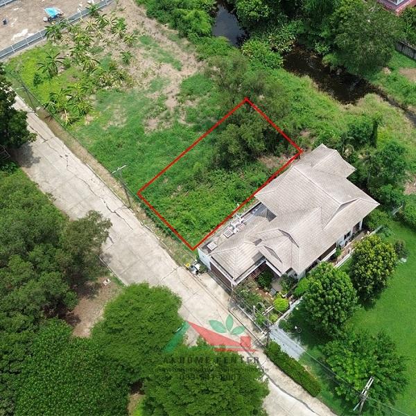 ที่ดินจัดสรร105ตรว. ชุมชนเมืองเอกโครงการ3  6