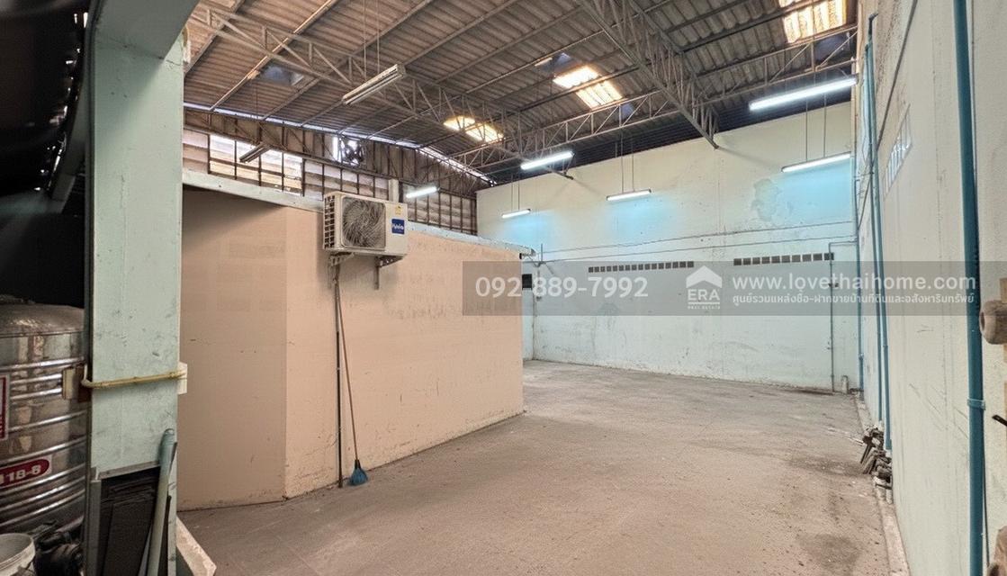 ขายที่ดิน ถนนลาดพร้าว80 ซอย22 พื้นที่ 100 ตารางวา พร้อมสิ่งปลูกสร้างบ้าน 2 ชั้น ขายเพียง 14 ล้านบาท ใกล้รถไฟฟ้าสายสีเหลือง สถานีลาดพร้าว71 6