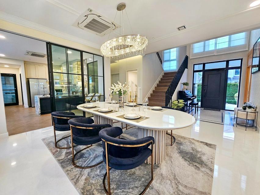 Luxury house for rent Nantawan Rama 9 New Krungthep Kreetha ให้เช่าบ้านหรู นันทวัน พระราม 9 กรุงเทพกรีฑาตัดใหม่ 5 ห้องนอน 2