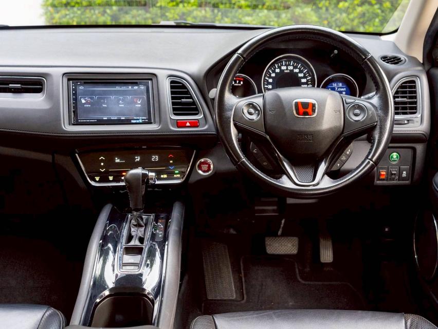 Honda HRV 1.8E Limited ปี18 11