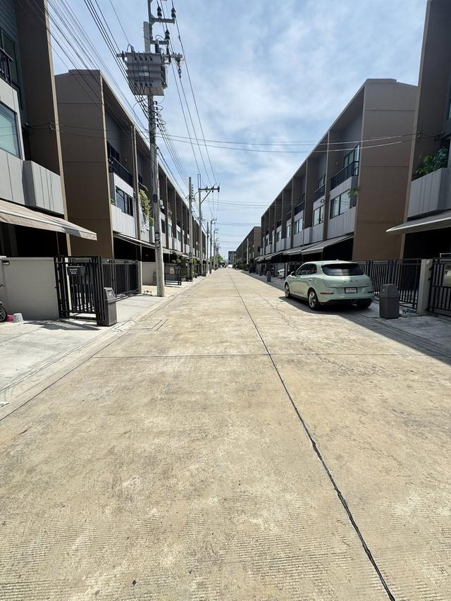 House For Rent  บ้านกลางเมือง พระราม 9 – กรุงเทพกรีฑา 12