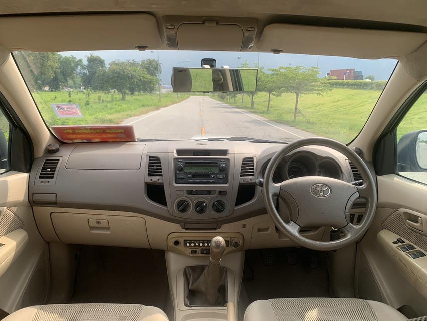TOYOTA VIGO 4ประตู CAB4 2.5E วีโก้สีเดิมทั้งคัน ไม่เคยทำสี เครื่องดี 7