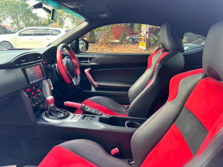 รหัสรถ KPV2421 2016 TOYOTA FT-86 2.0 6