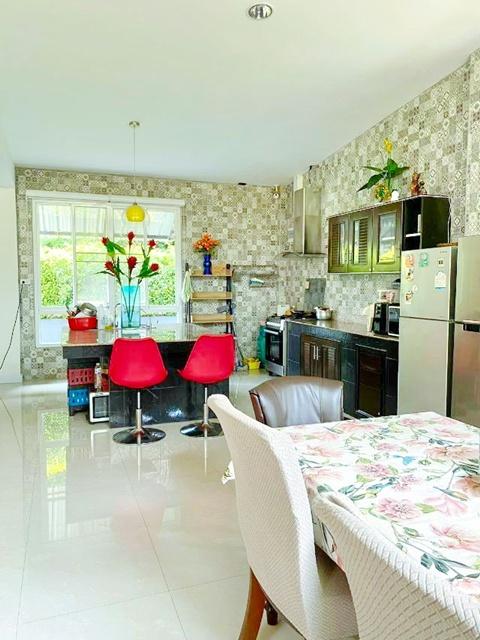 ให้เช่าบ้านเดี่ยว ตลาดดอยสะเก็ด 3กม. 3นอน สวนพฤกษศาสตร์ทวีชล 1.9 กม. เป็นธรรมชาติ 66 ตร.วา.264 ตร.ม. 3 น้ำ พร้อมเฟอร์ฯ 3