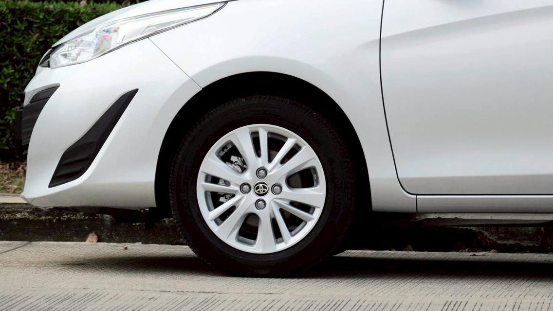 รหัสรถ KN1499 📌TOYOTA YARIS ATIV รุ่น E 2018 รูปที่ 9