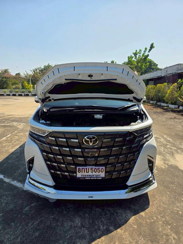 Toyota Alphard 2.5 Z 2WD TOP สีขาว ปี 2025 ไมล์ 30,000 กม. 6
