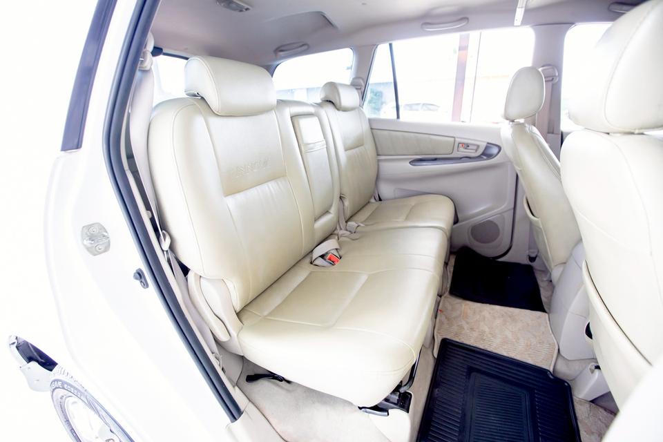 Toyota INNOVA 2.0G AT ปี 2011 สีขาว 13