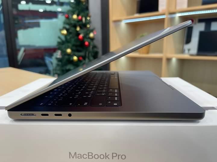 ขายด่วน MakBook Pro (14-inch, M3, Nov 2023) 6