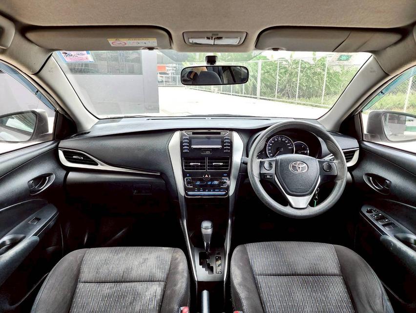 ขาย Toyota Yaris 1.2E ปี17 12