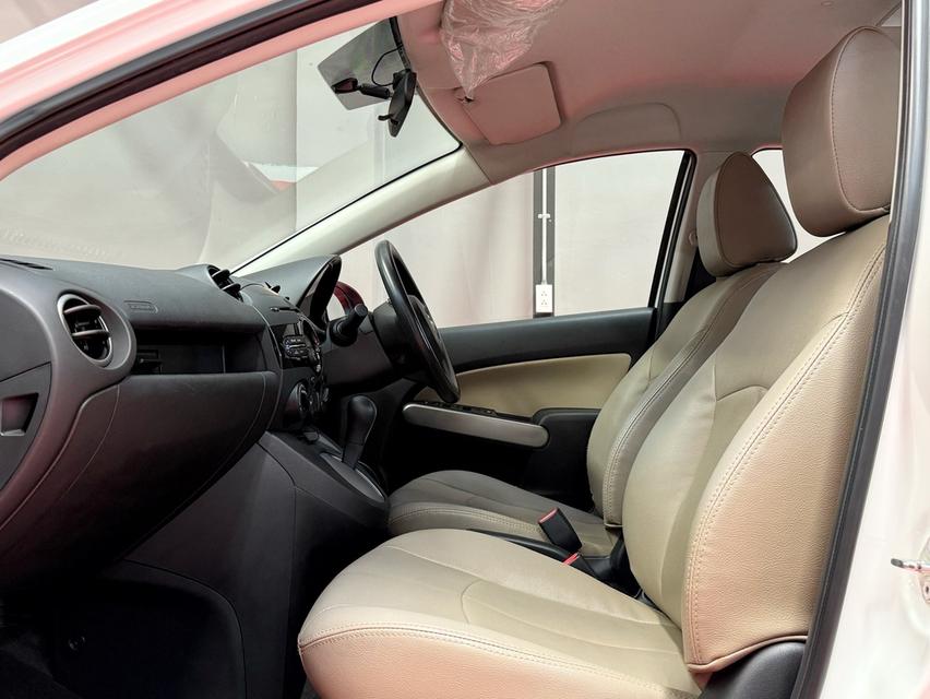 2014 MAZDA 2 SPIRIT รถสภาพสวยสมบูรณ์ พร้อมใช้งาน รถวิ่งน้อยเพียง 80,000 กม ประวัติศูนย์ครบ ไม่มีอุบัติเหตุครับ 13