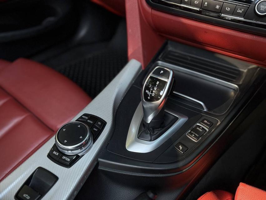 BMW 420d Convertible M Sport (F33) 9