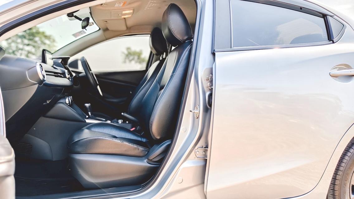 MAZDA 2 Sedan 1.3S Skyactiv-G 6A/T ปี 2020 จด 2021 รูปที่ 10