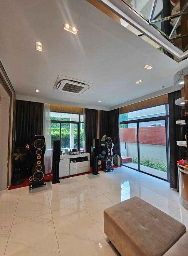 ขาย/ ให้เช่า​ บ้านหรู​ 2 ชั้นพร้อมสระว่ายน้ำ​ หมู่บ้านเพอร์เฟค มาสเตอร์พีซ​ เซ็นจูรี่ (รัตนาธิเบศร์) ไทรม้า 13