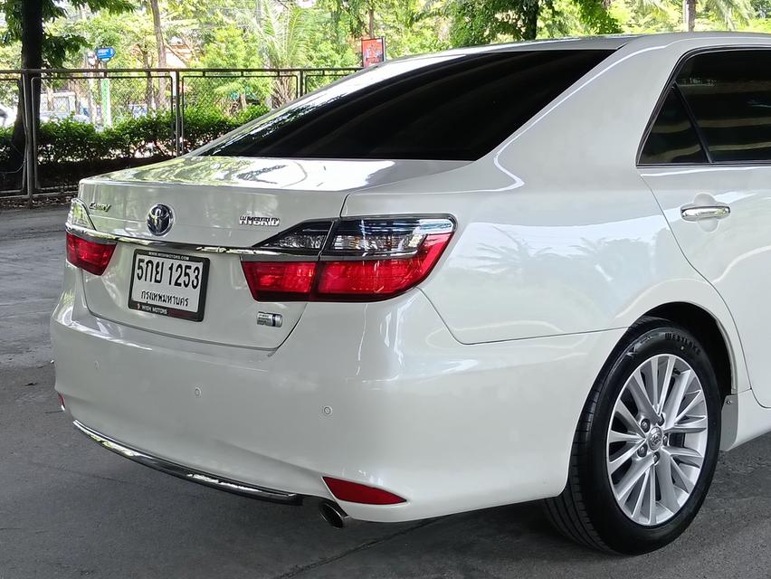 Toyota Camry 2.5HV DVD ปี2016 19