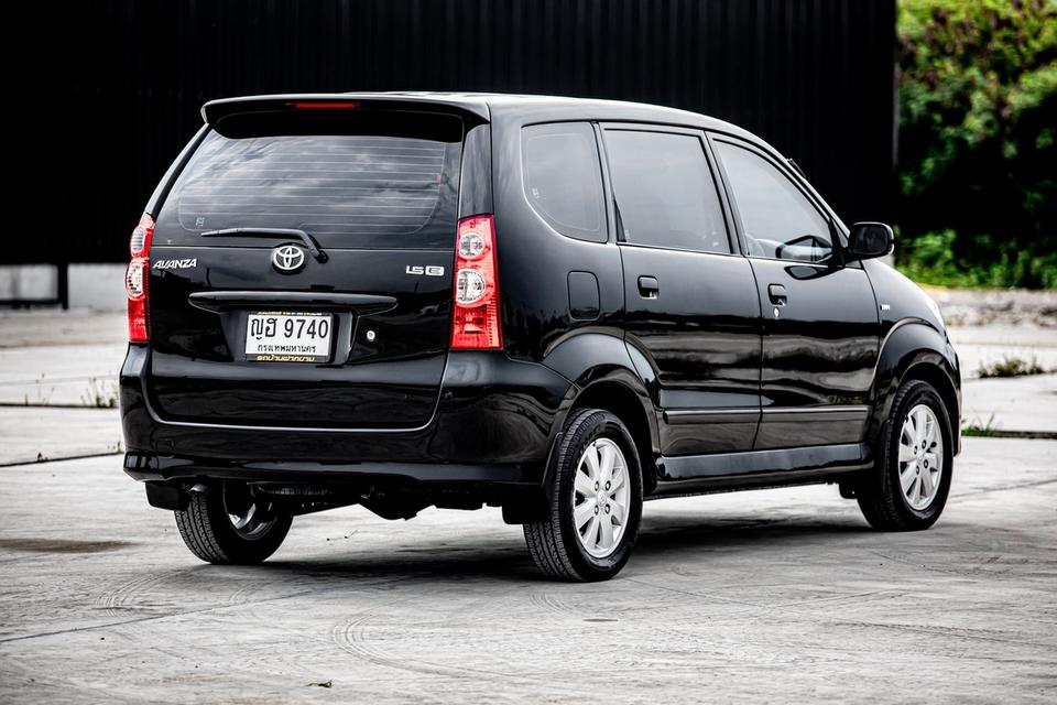 #Toyota #Avanza 1.5E  ปี 2011 เกียร์ Auto 7 ที่นั่ง สีดำ สภาพดี 6