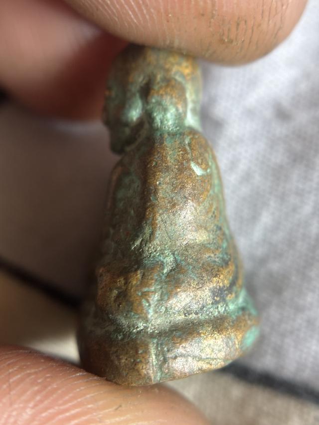 รูปหล่อหลวงพ่อเงินวัดทุ่งน้อยยุคต้น พิมพ์นิยมแข้งตุ่มเข่ายุบ รูปที่ 4