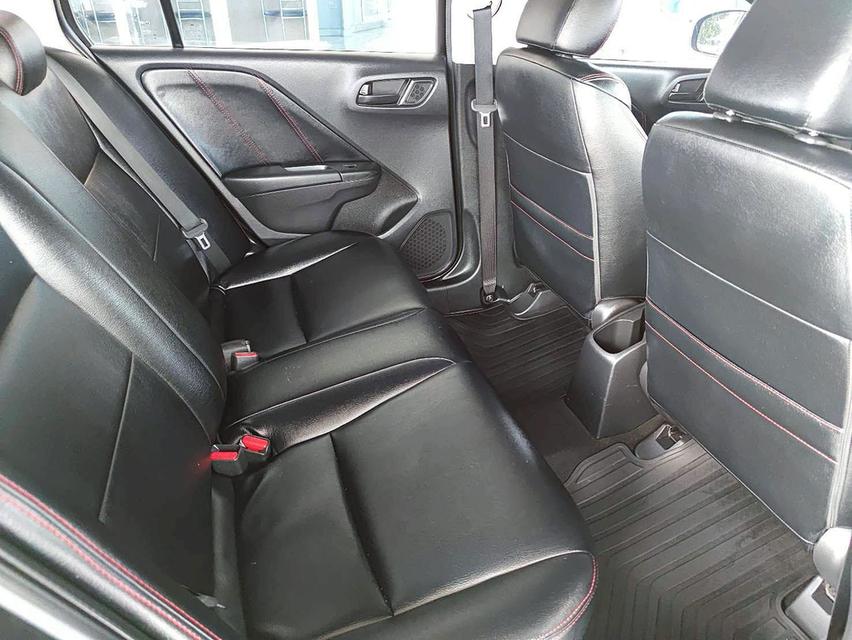 รหัสรถ KCY6972 HONDA CITY 1.5 V i-VTEC AUTO ปี 2017 12