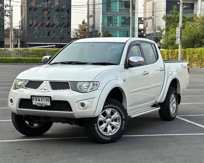 Mitsubishi Triton Plus 2.4 CNG โรงงาน Double Cab สีขาวมุก ปี 2013 แท้ 2