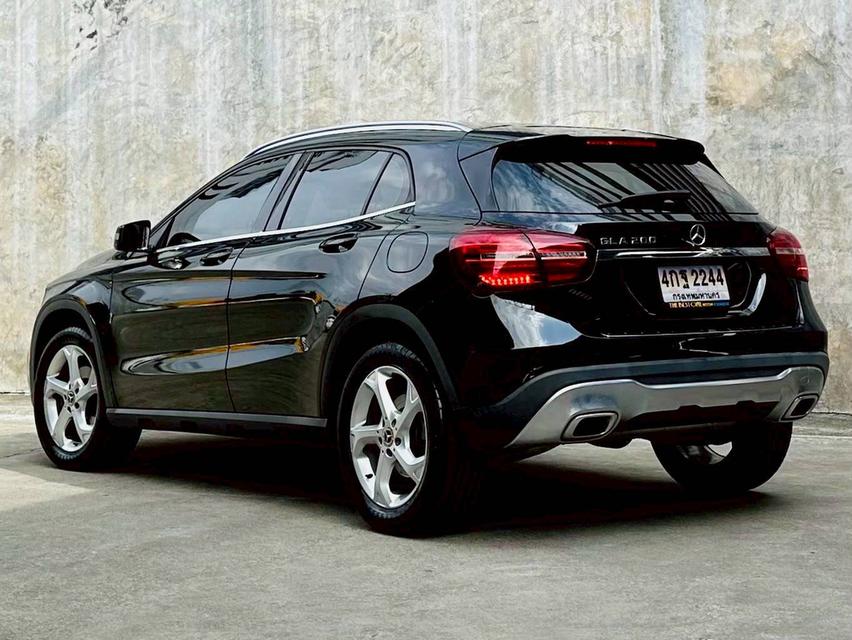2020 Mercedes-Benz GLA200 URBAN FACELIFT W156 รถสวย ใหม่ ราคาดีสุด
