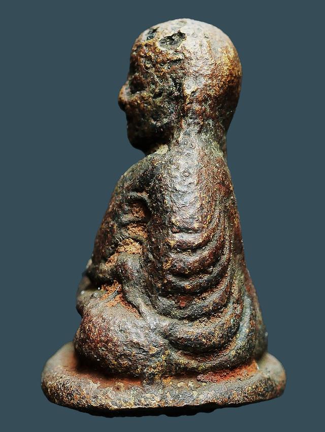 รูปหล่อหลวงพ่อเงิน วัดบางคลาน พิมพ์ขี้ตา พิมพ์ 3 ชาย....เก่า เดิมๆ 4