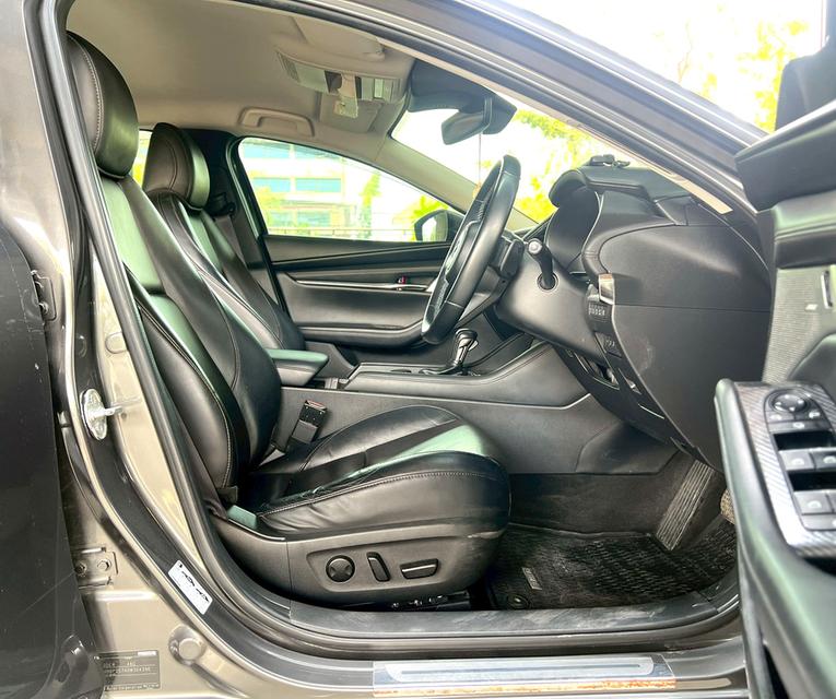 2020 Mazda 3 2.0SP รถสวยมือเดียว สภาพเยี่ยม รูปที่ 7