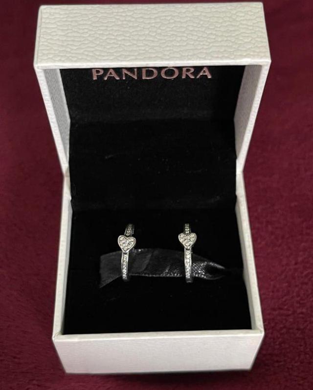 Pandora Earring  1