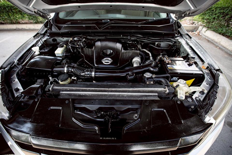 NISSAN NAVARA NP300 2.5 CALIBRE KING CAB ปี 2015 สีเทา 10