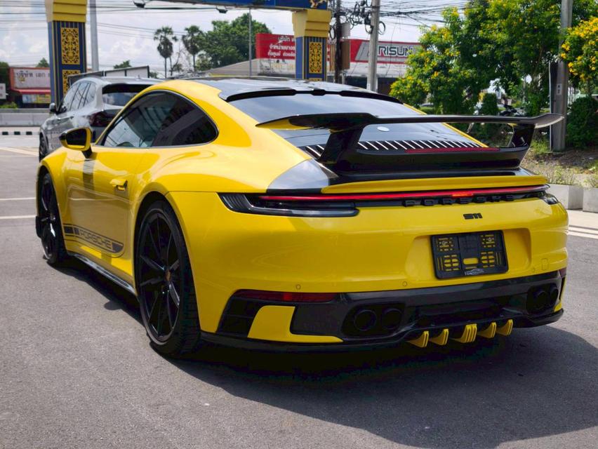 รหัสรถ KPV53 2022 PORSCHE 992 S สี 𝐑𝐚𝐜𝐢𝐧𝐠 𝐘𝐞𝐥𝐥𝐨𝐰 17