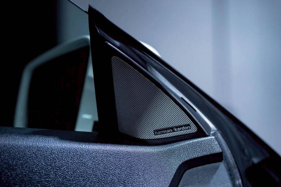 รหัสรถ PR44 Benz E250 CGI Coupe AMG (Model W207) 16