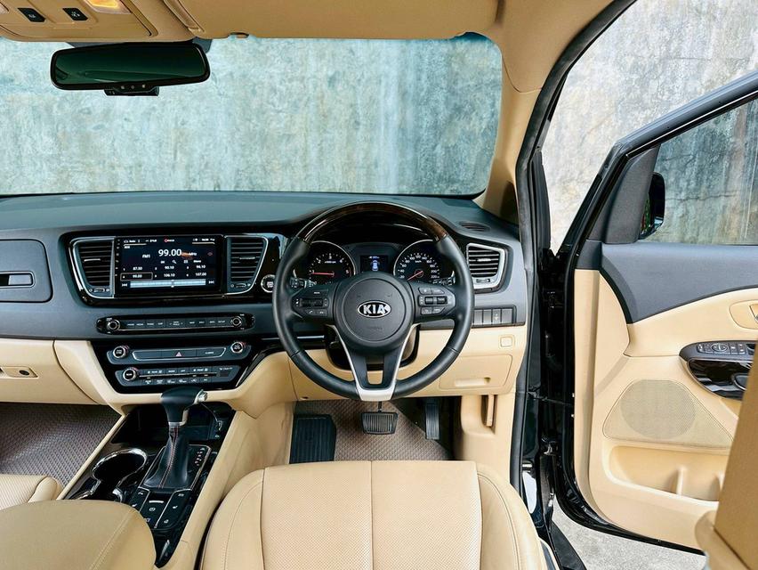 ขาย Kia Grand Carniva 2.2EX ปี20 9