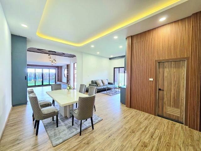 สุกี้ตี๋น้อย บางละมุง 50ม. ให้เช่าบ้านสไตล์โมเดิร์น Luxury ตกแต่งครบ สุขุมวิทพัทยา9-19 หาดกระทิงลาย จัดเต็มเฟอร์ฯ 3นอน 4 3