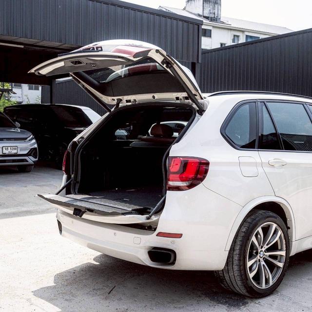 รหัสรถ 67GG8359 #BMW #X5 xDrive30d M-Sport (2015) รูปที่ 7