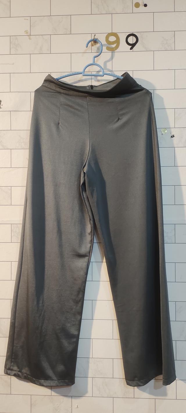 เสื้อผ้าผู้หญิงมือสอง 10