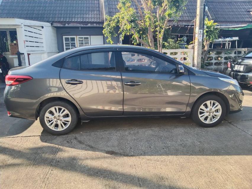 Toyota yaris ativ 1.2E