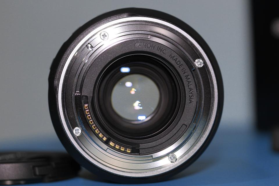 เลนส์ Canon RF 85mm f/2 Macro IS STM รูปย่อยที่ 3